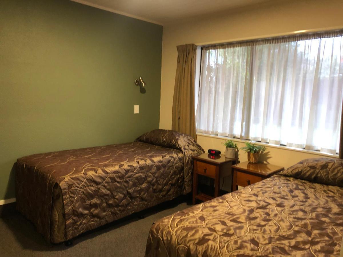 Commodore Motel Dunedin Zewnętrze zdjęcie