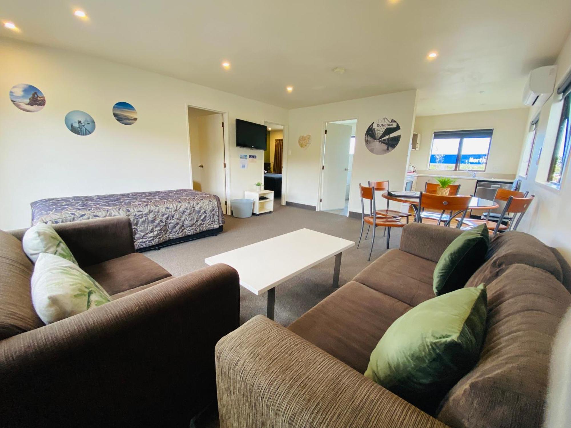Commodore Motel Dunedin Zewnętrze zdjęcie